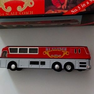 Vintage  White Rose Country Super Stars Alabama Tour Bus Coach